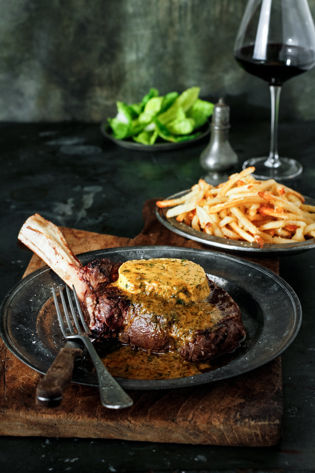 Cooking Tomahawk Steak Like a Pro